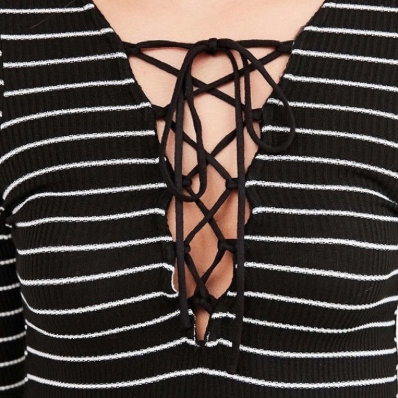Urban Outfitters striped lace up long sleeve - Picture 3 of 6